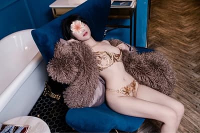 ❤️Yến Nhi❤️Xinh, Trắng, Body Bốc Lửa