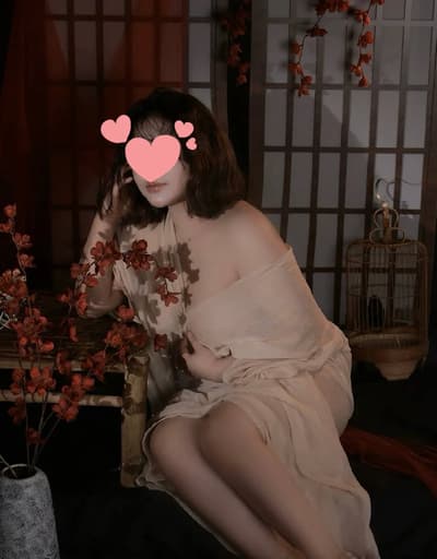 BÉ SU MÚP 2k6 LỒN NƯỚC BON BON LUÔN AE