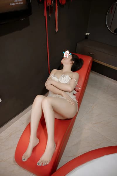 LINH ĐAN BODY CHÁY LÀM TÌNH MAX PHÊ