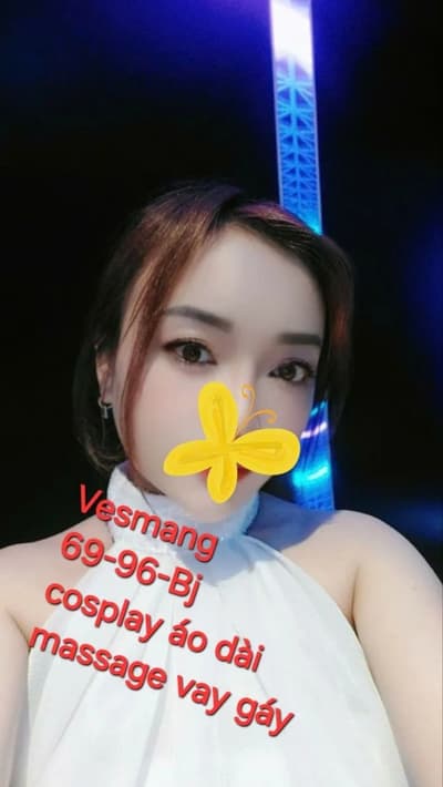 Quỳnh My_em gái nhỏ nhắn mátxa tắm chung hôn môi vét 69