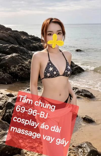 Quỳnh My_em gái nhỏ nhắn mátxa tắm chung hôn môi vét 69 