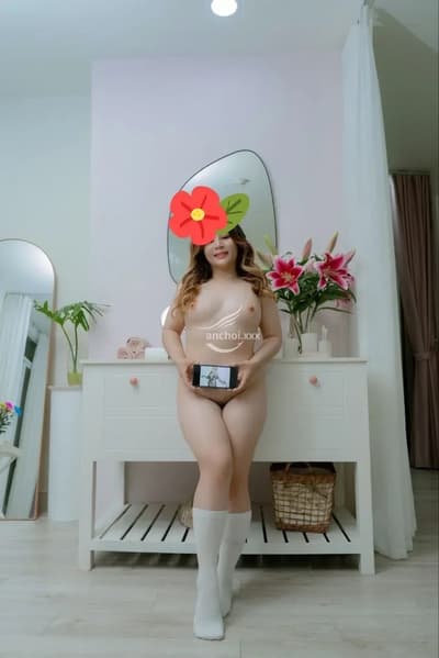 MINH THƯ GIRL DỄ THƯƠNG,DA TRẮNG, CHUPPY, ĐƯỜNG LƯỠI TÊ TÁI