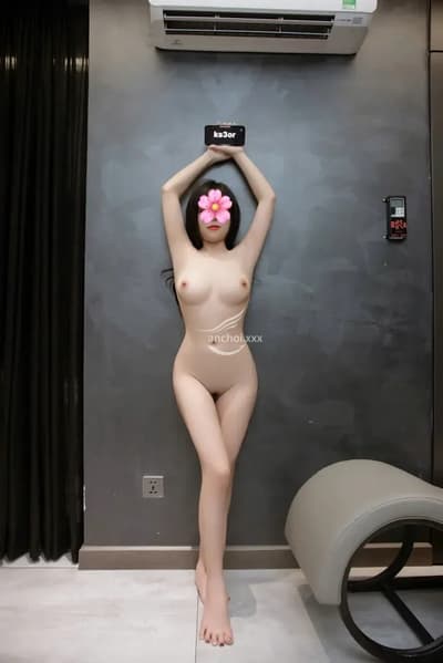 GÁI TEEN XINH CHÂU ANH _TÌNH CẢM ĐÁNG YÊU_BODDY ĐẸP