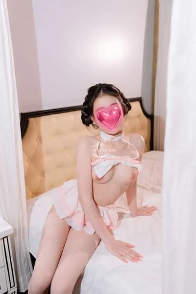 Diệu Ly 2K7 - Gái xinh ngây thơ - Vẻ đẹp non tơ cực kỳ -