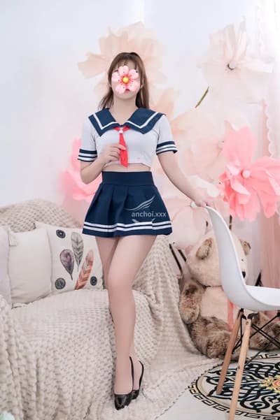 🌼Bích Hương🌼 mặt xinh dễ thương _ điểm 10 cho thái độ và kỹ năng 