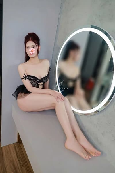VY AN - NON TƠ, CHIỀU CHUỘNG KHÁCH