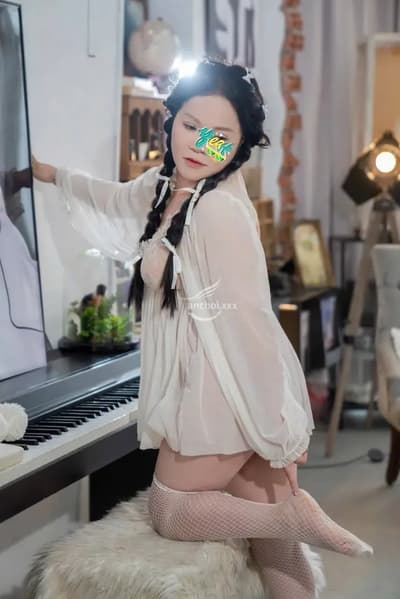 KIM NGÂN DÂM ĐÃNG PHỤC VỤ NHIÊT TÌNH LÀM TÌNH ĐÊ MÊ