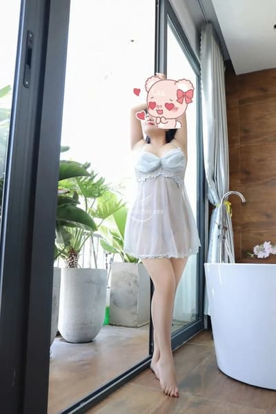 Kiều Trang làm tình phê quên đường lạc lối