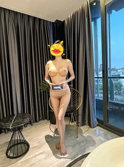 HOT GIRL❤️ PÉ MIU ❤️NEW FACE - VẺ ĐẸP XINH NGOAN, CHIỀU KHÁCH NHẸ NHÀNG