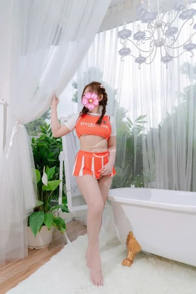 BÉ UYÊN CUTE XINH XẮN NGOAN HIỀN TÌNH CẢM