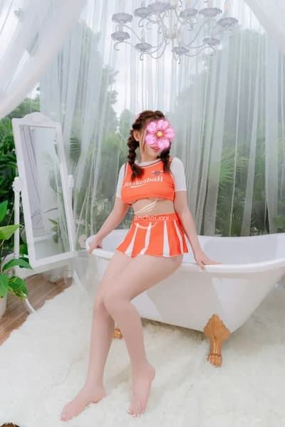 BÉ UYÊN CUTE XINH XẮN NGOAN HIỀN TÌNH CẢM