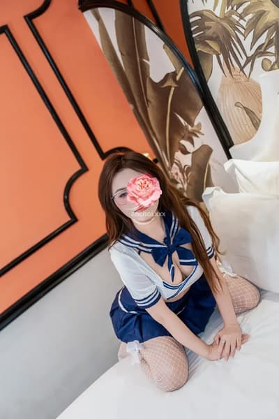 GÁI DÂM TRÂN NHI LÀM TÌNH BAO PHÊ CHIỀU KHÁCH NHƯ THƯỢNG ĐẾ
