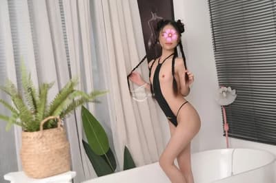 anh thư- thân hình nong bỏng kỹ năng điêu luyện