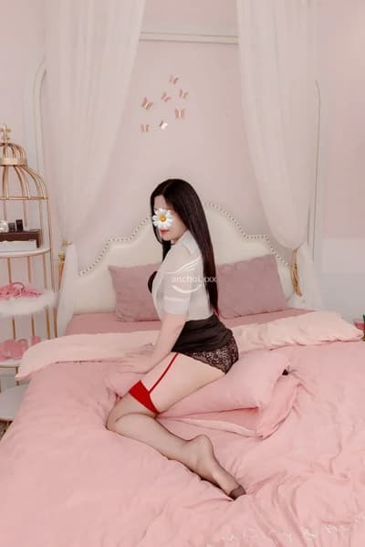 TUYẾT ANH 
