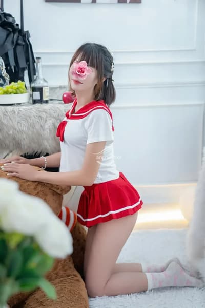 Hồng Nhung❤️Thần dâm bú cu❤️liếm láp phê quên lối về