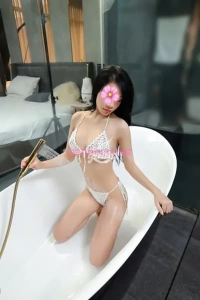 ❤️ Anh Thư ❤️ Lần đầu đi làm mong AE chỉ dạy thêm
