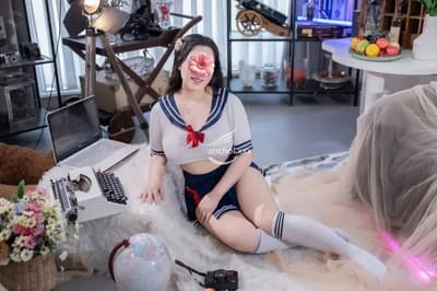 ❤️CÓ CLIP SEXY❤️ BÉ QUỲNH ANH XINH VÚ TO KẸP XÚC XÍCH, MÔNG TO TRÒN,DOGGY PHÊ, LÀM TÌNH BAO DÂM
