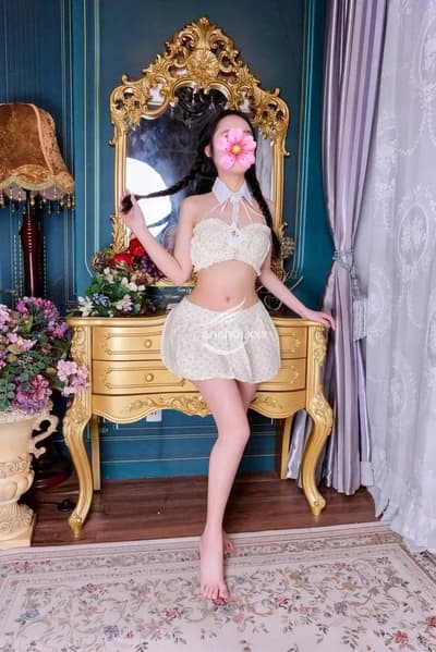 Hot Teen⭐Quỳnh Anh 2k7 Siêu Non Hàng Đẹp Sịn Xinh Ngọt Nước