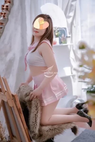 THUÝ HẰNG _ NGỌT NGÀO VUI VẺ_ DÂM NGOAN CHIỀU KHÁCH
