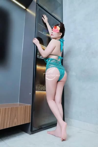 Hạ Vi- chuyên cơ mặt đất, ngon bổ rẻ!!!