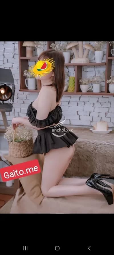 Thủy Tiên em gái miền tây xinh xắn chiều khách