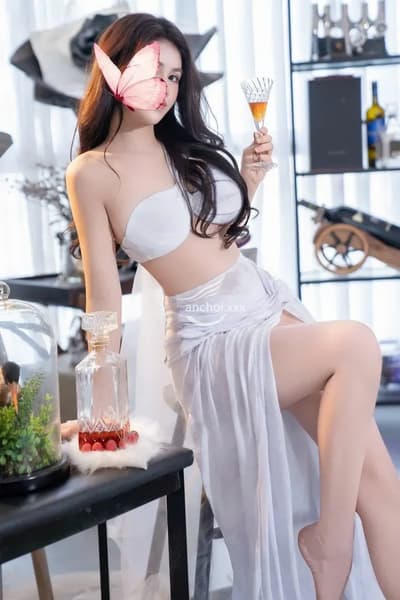 LINH LINH_ SEXY QUYẾN RŨ - KỸ NĂNG THẦN DÂM - VÚ TO BÍM KHÍT E CHIỀU CHUỘNG NHIỆT TÌNH ÔM ẤP NHƯ NGƯỜI YÊU