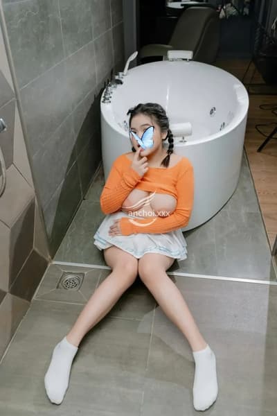 Vú Bự Bé Yêu❤️2k4 Múp Tươi Teen Dâm Khít Và Nhiều Nước
