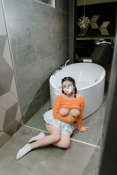 Vú Bự Bé Yêu❤️2k4 Múp Tươi Teen Dâm Khít Và Nhiều Nước