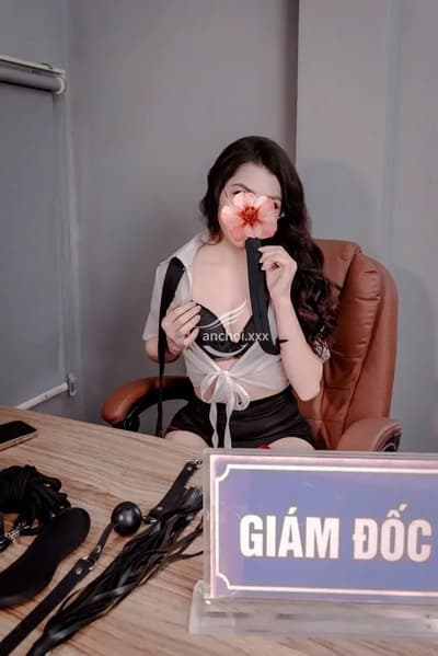 ANH THƯ LUXYRY TRẺ NON NGON XINH