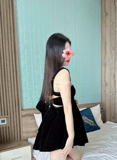 KHẢ VY_XINH DÂM CAO CÂP PHỤC VỤ VUI VẺ