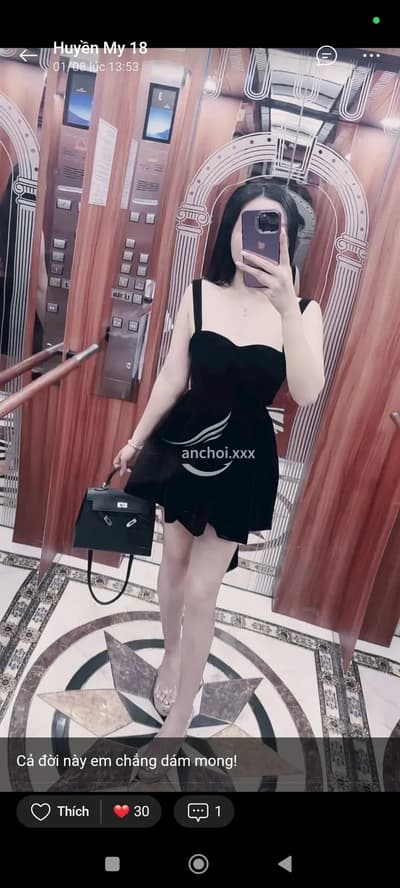 KHẢ VY_XINH DÂM CAO CÂP PHỤC VỤ VUI VẺ