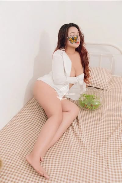 BÉ NHI_NON TƠ XINH DÂM PHỤC VỤ VUI VẺ