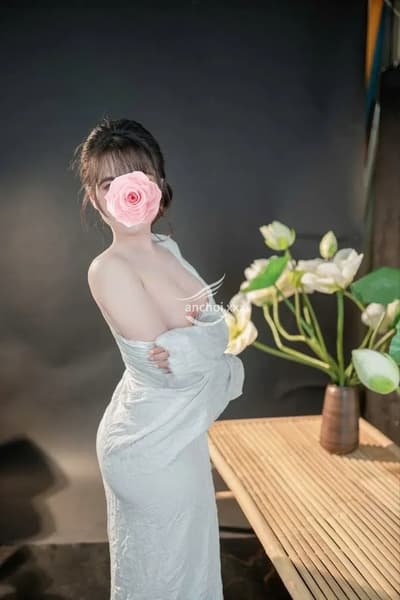 Bé An- Body đẹp cực phẩm trong phân khúc