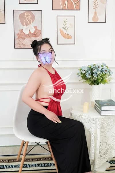 MIN 2k super gái Trẻ ngon dâm chuẩn hàng real