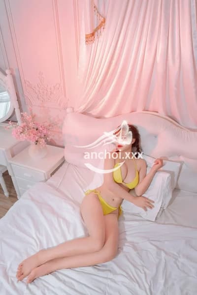 BÉ ZIN 2008 GÁI QUÊ MỚI MẤT TRINH - Mặt xinh dáng đẹp , ngoan siêu non tơ . 