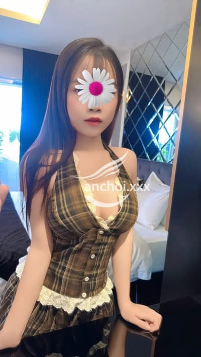 NEW TUỆ LINH EM SINH VIÊN XINH XẮN VÀ ĐÁNG YÊU