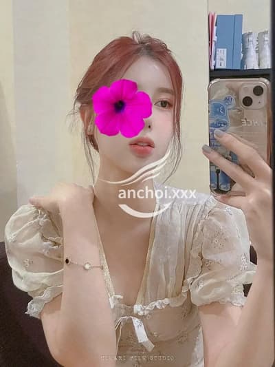 HOT GIRL LY LY BABY_ CHÂN DÀI 1M7_MẶT XINH NHƯ THIÊN THẦN CHUẨN DÁNG SIÊU MẪU