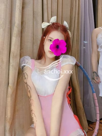 HOT GIRL LY LY BABY_ CHÂN DÀI 1M7_MẶT XINH NHƯ THIÊN THẦN CHUẨN DÁNG SIÊU MẪU