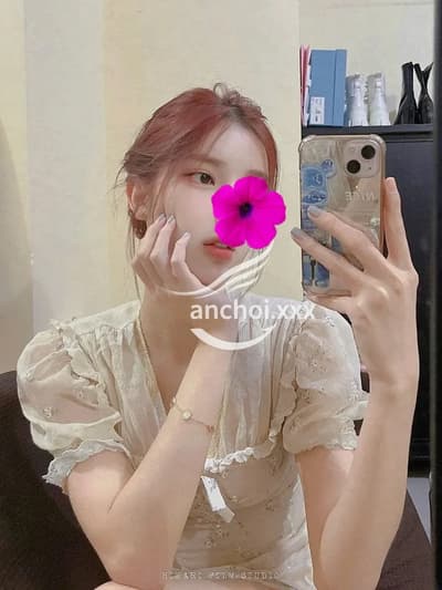 HOT GIRL LY LY BABY_ CHÂN DÀI 1M7_MẶT XINH NHƯ THIÊN THẦN CHUẨN DÁNG SIÊU MẪU