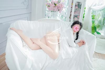 quỳnh chi _ xinh dâm phục vụ vui vẻ