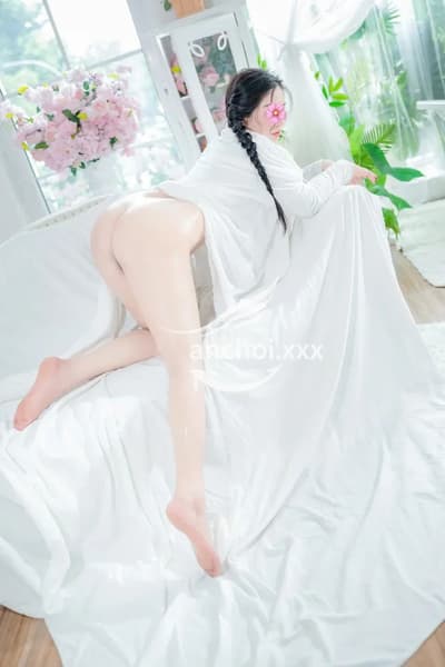 quỳnh chi _ xinh dâm phục vụ vui vẻ