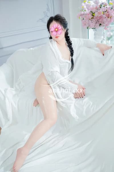 quỳnh chi _ xinh dâm phục vụ vui vẻ