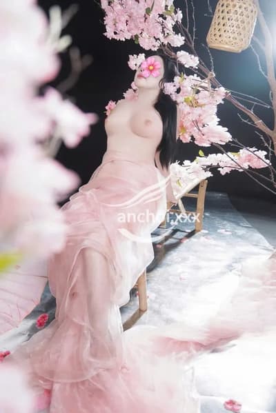 ❤️ THUÝ VY ❤️ SEXY KHIÊU GỌI - BÍM MÚP TÌM CU BỰ