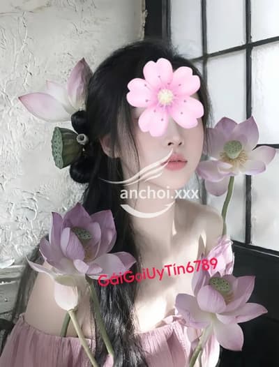 Gymer❤️UYÊN NHI❤️Xinh Trắng Vú To Mông Căng-Thân Thiện Tình Cảm Nhiệt Tình