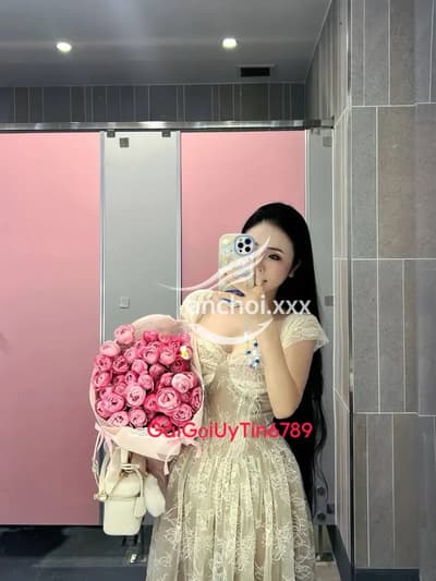 Gymer❤️UYÊN NHI❤️Xinh Trắng Vú To Mông Căng-Thân Thiện Tình Cảm Nhiệt Tình