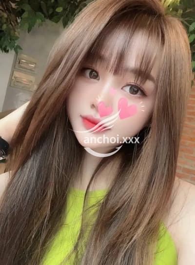 Linh linh _ baby girl mặt xinh _ vú to hàng thật 100% căng tròn vui vẻ dễ thương