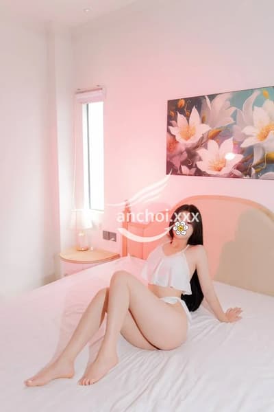 NON MAX LƯỚT LINH RUBY NON TƠ MỚI VÀO NGHỀ