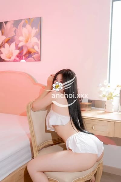 NON MAX LƯỚT LINH RUBY NON TƠ MỚI VÀO NGHỀ