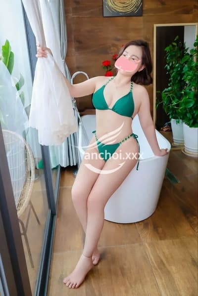 Anna- em hàng ngoan hiền dể thương, ngoan dâm!!!