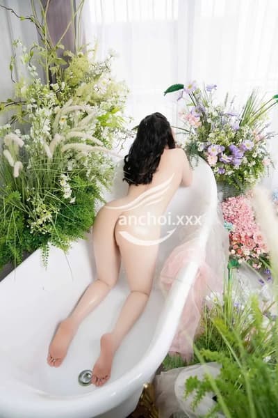 NGỌC BABY _ Vú to thật 100% chuẩn gái miền tây, free BJ băng